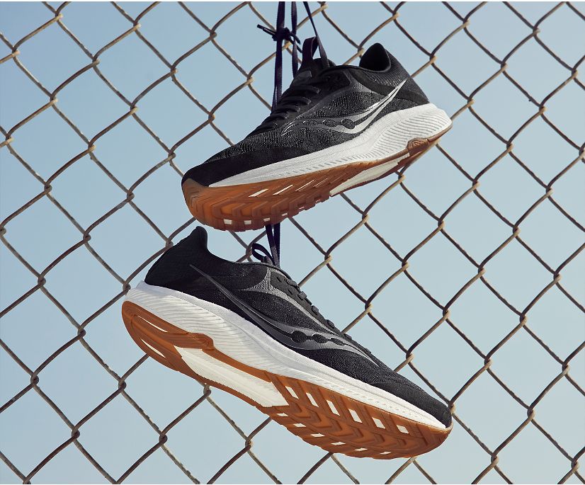 Men's Saucony Freedom 5 Running Shoes Black | UK-73259